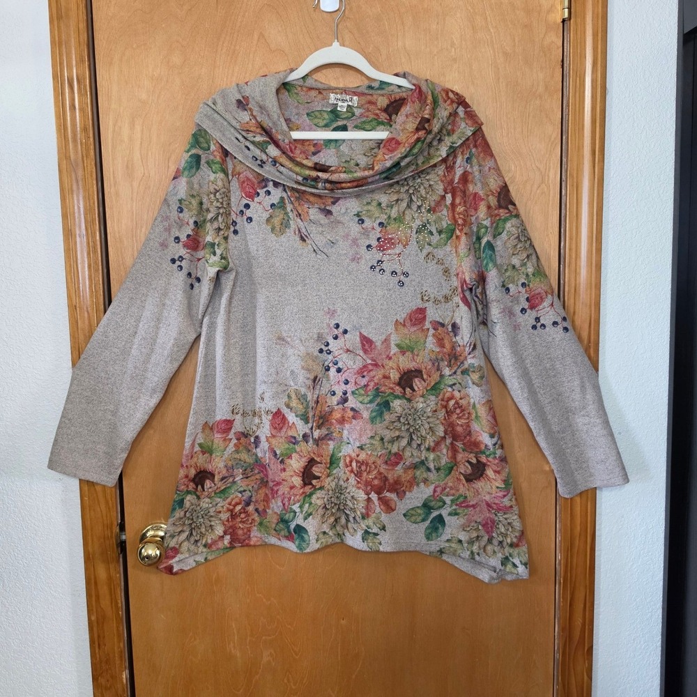 One World Womens XL Cowl Neck Floral Sharkbite Hem Rhinestone Tunic Top Boho